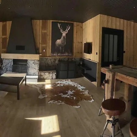 Ferienhaus En Foret Avec Etang.