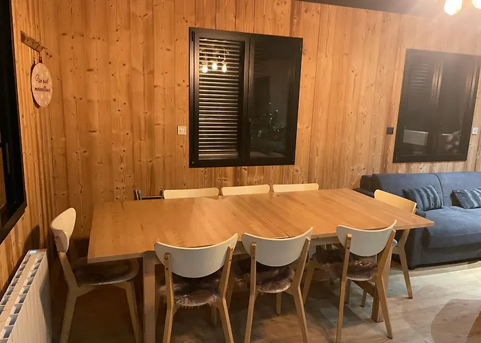 En Foret Avec Etang. Saint-Etienne-les-Remiremont